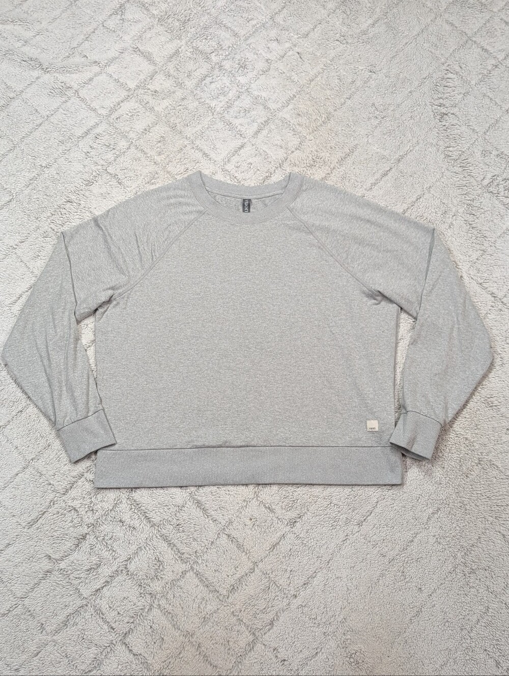 Vuori Sweatshirt Womens S Gray Heather Halo Modern Crew Soft Dreamknit Relaxed